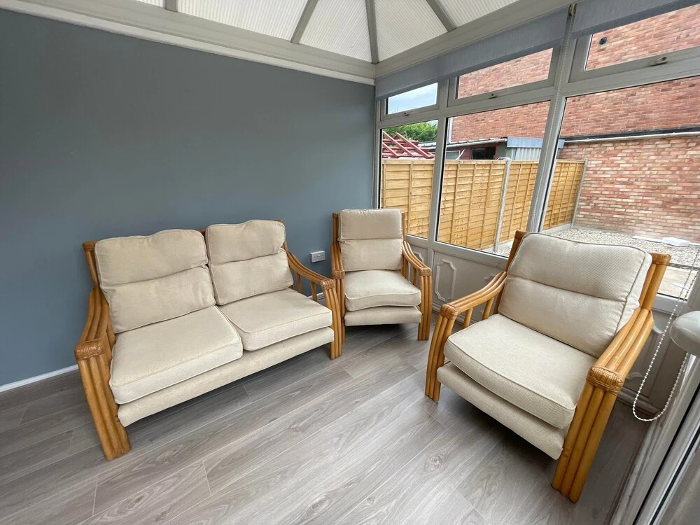 Leominster 3 Bedroom House, Parking Garden Private