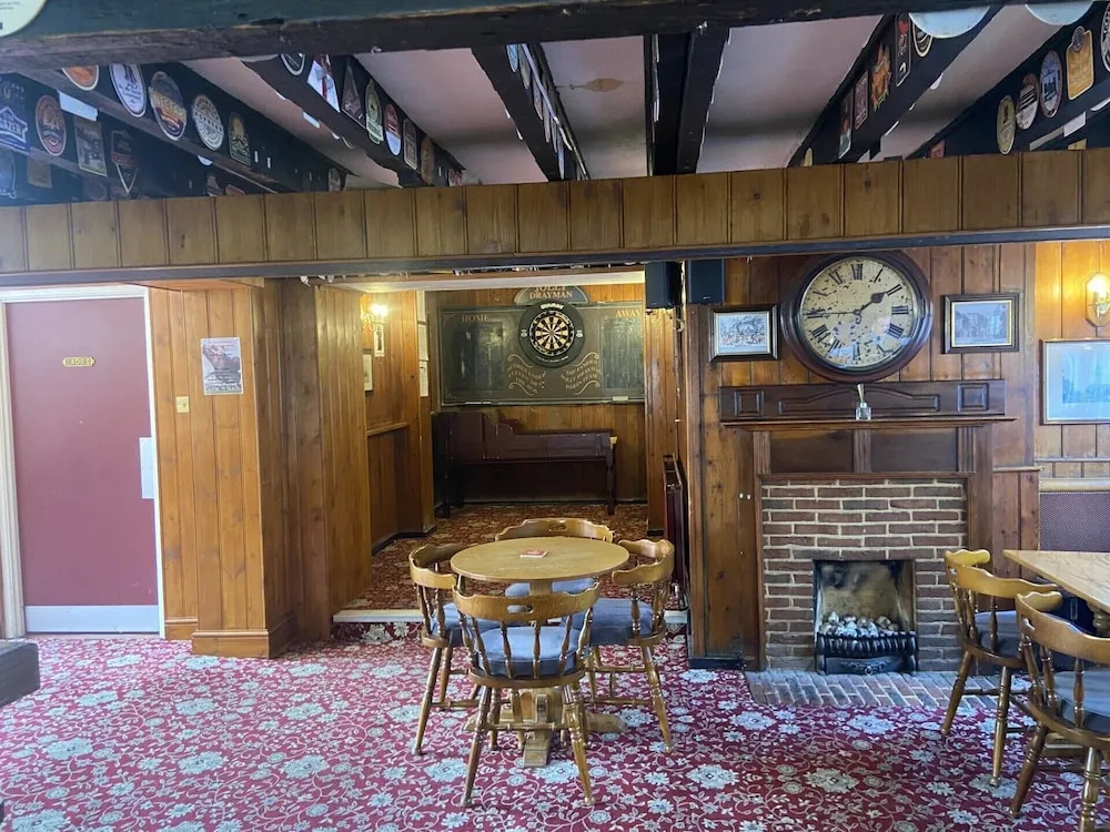 The Jolly Drayman Pub and Hotel