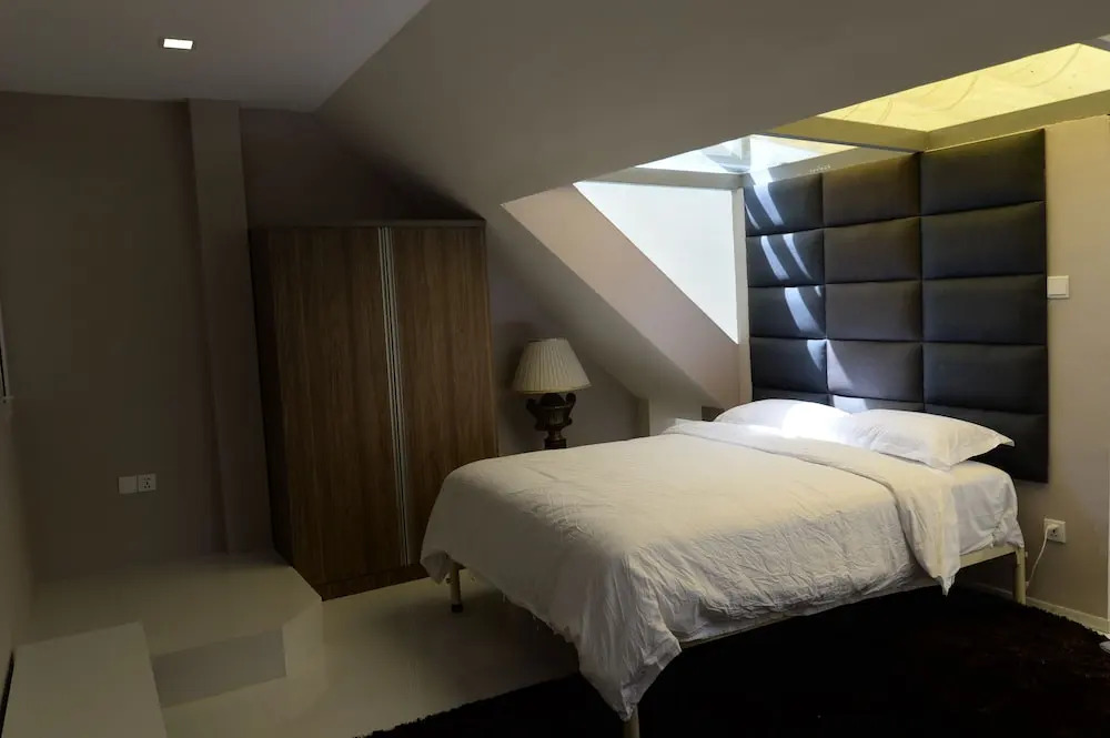 The Palm Suites