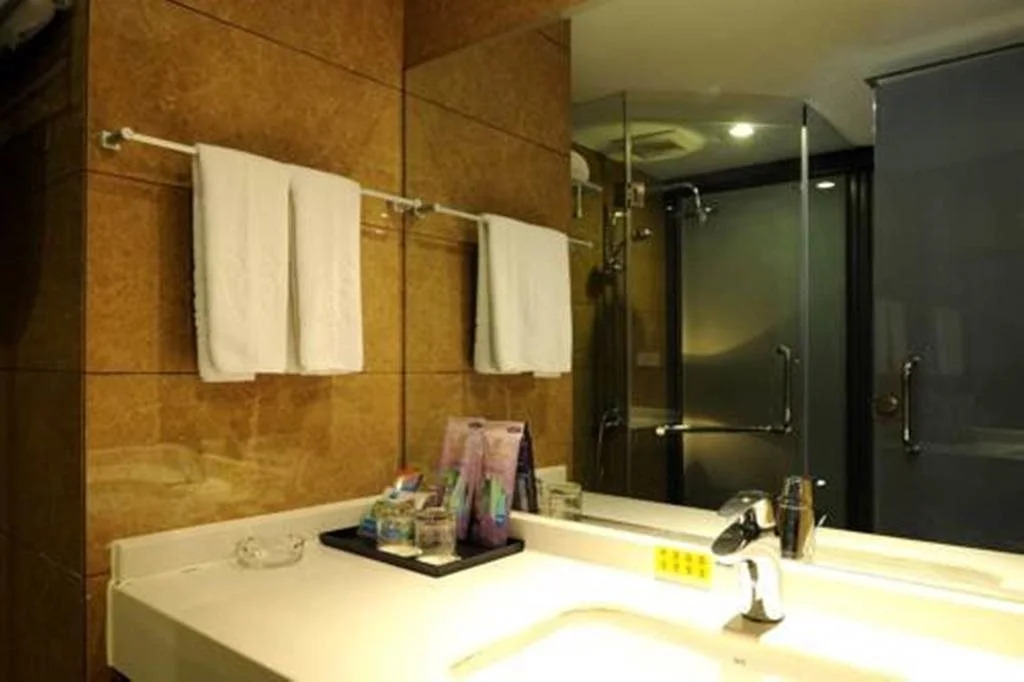 Huaxin Hotel