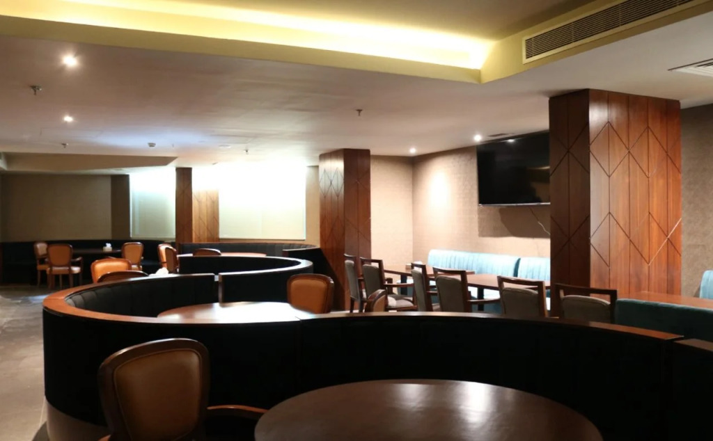 Ramee Palace Hotel
