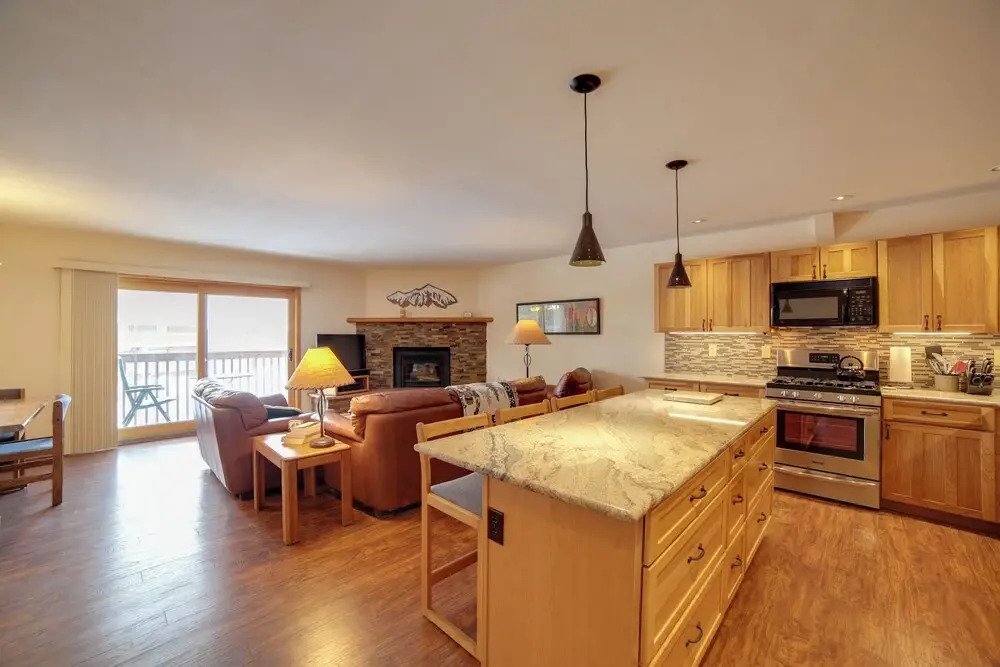 1 Mi to Main Street: Mtn-view Home in Frisco