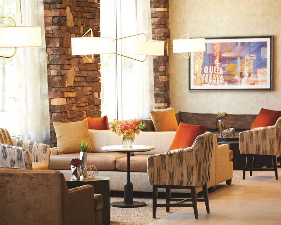Hyatt Place Las Vegas at Silverton Village