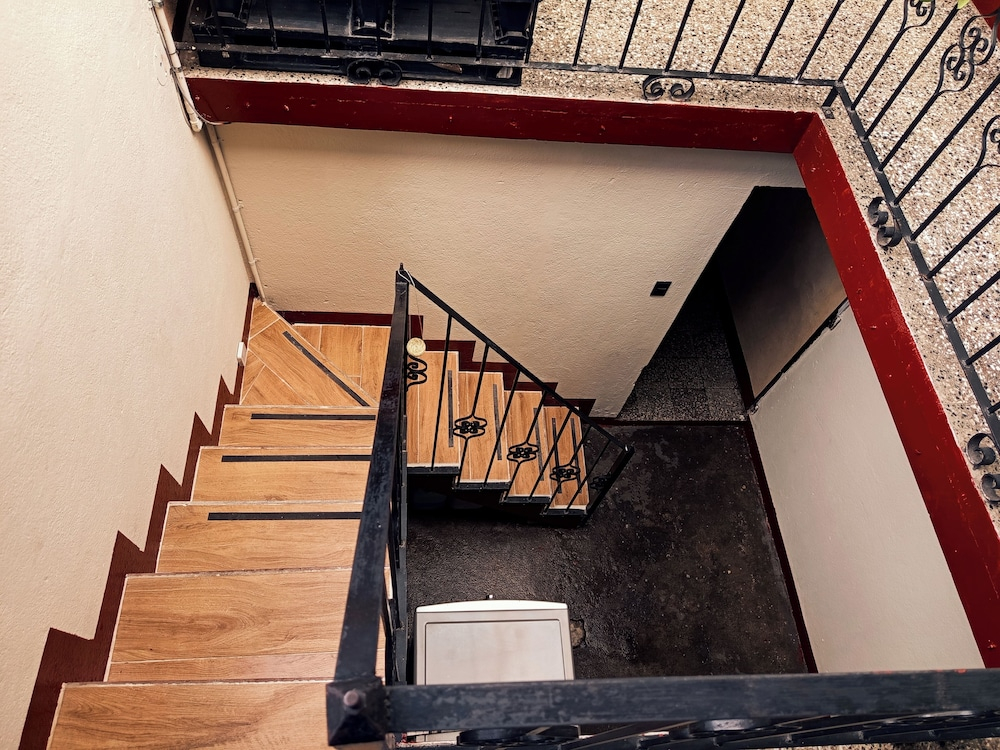 Emmanel house GT