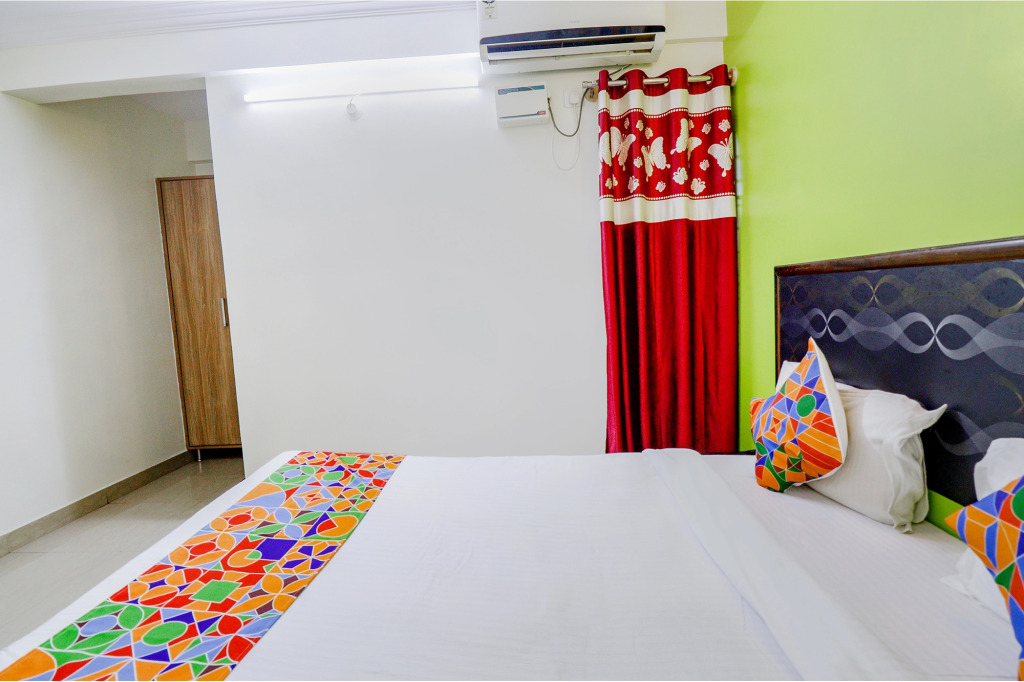 FabHotel Ivory Pearl