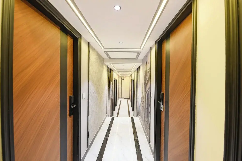 Fabhotel Grand Palazzo I