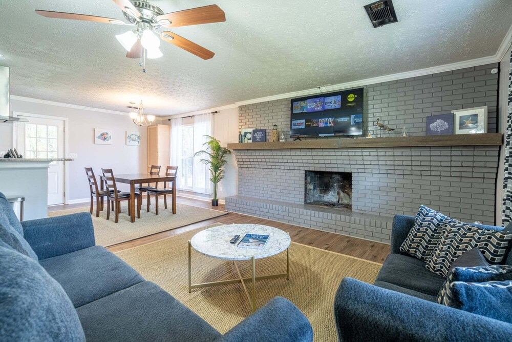 Save Midweek 3Br Near Lake Acworth and Downtown