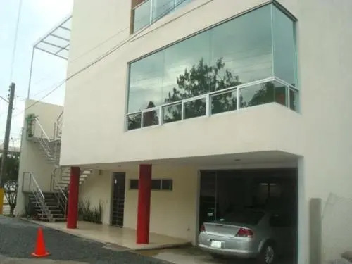 Hotel Sierra Inn