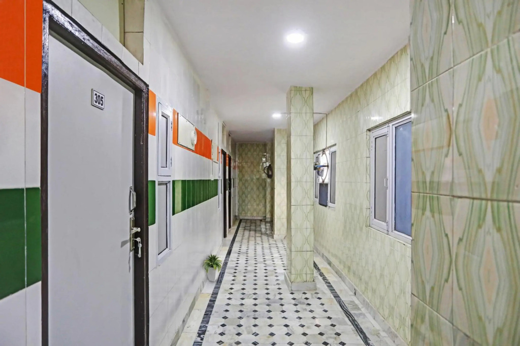 OYO Flagship 80638 Maharaja Rooms And Stay