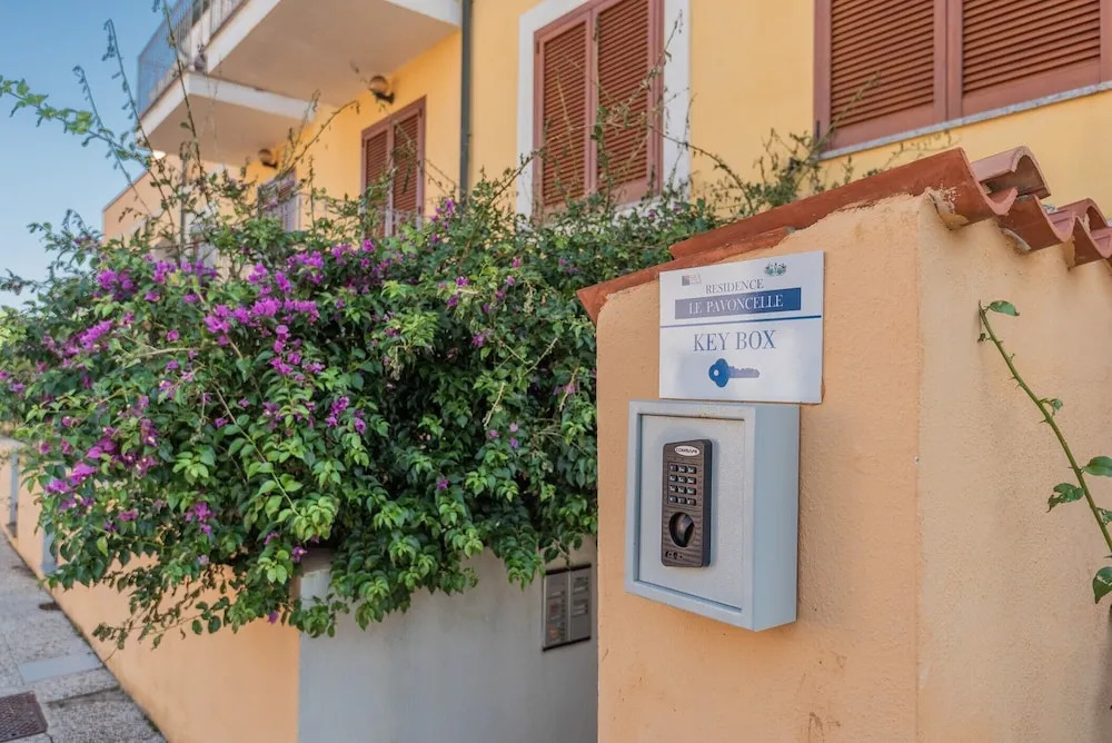 Glorious Residence Le Pavoncelle Studio Sleeps 2