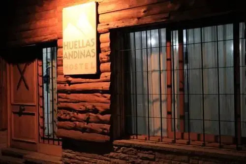 Hostel Huellas Andinas