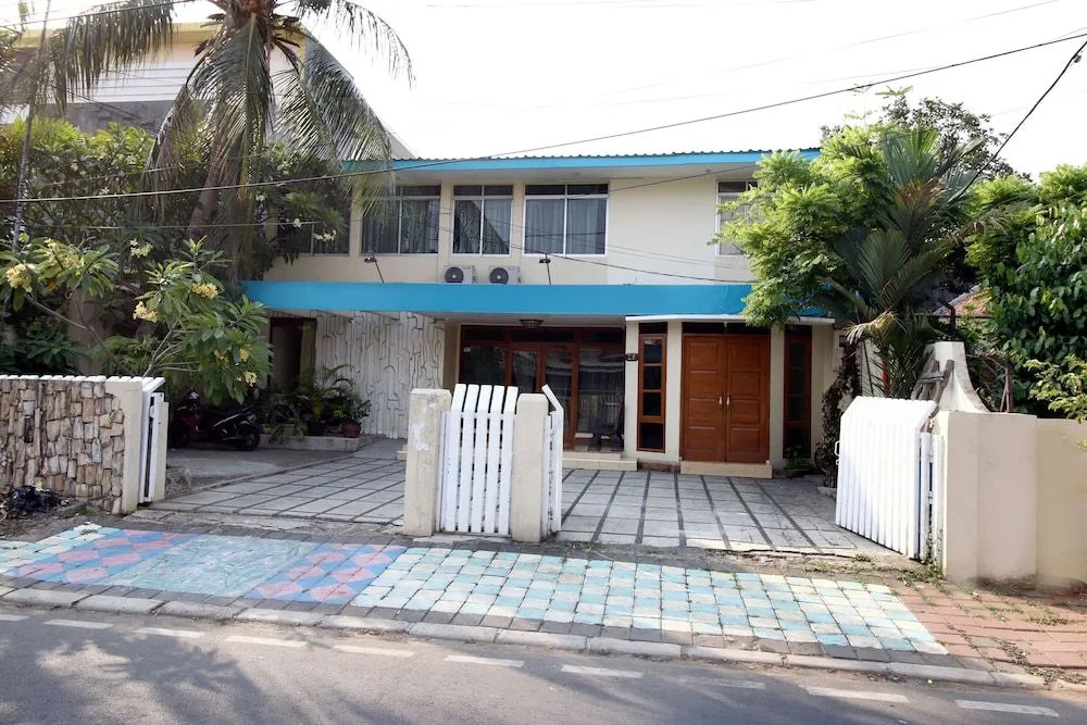 Airy Eco Syariah Senen Kramat Enam 28 Jakarta