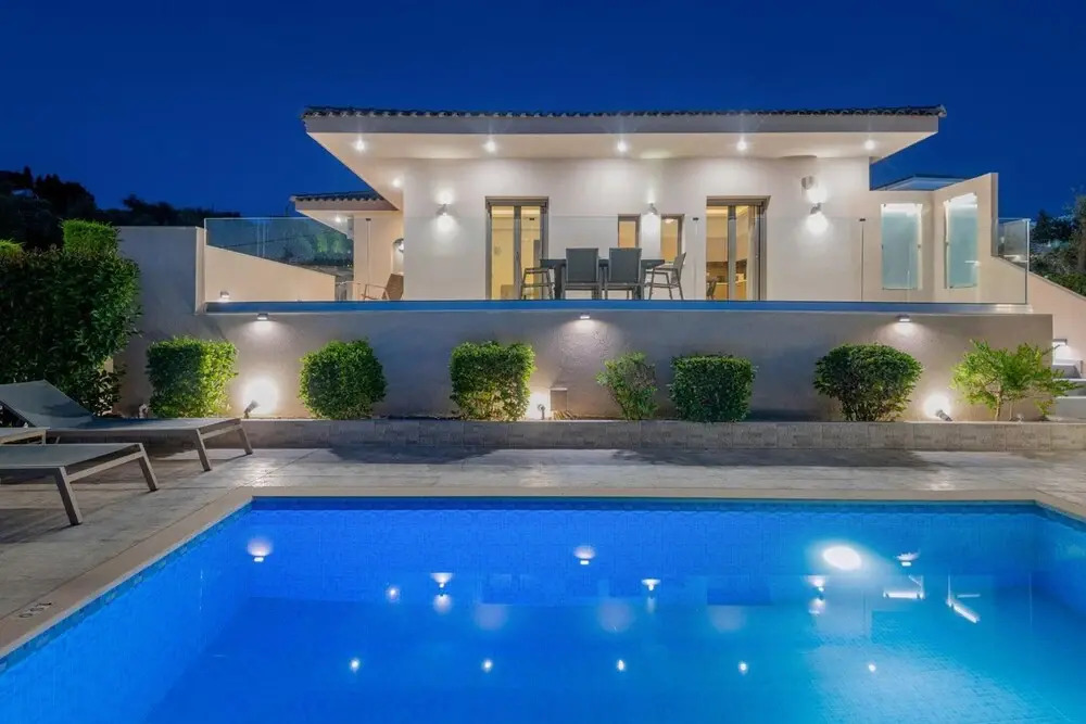Villa Vatia 1