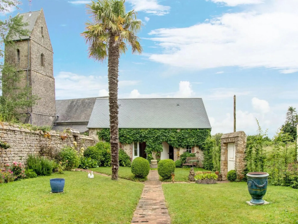 Lovely holiday home in Picauville with a furnished garden