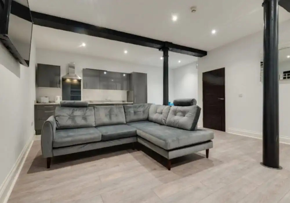 Temple Court Cavern Quarter Apartments by Happy Days