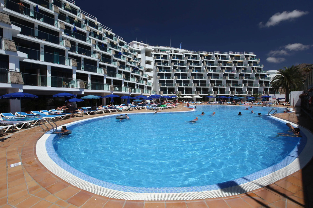 Grupotel Revoli