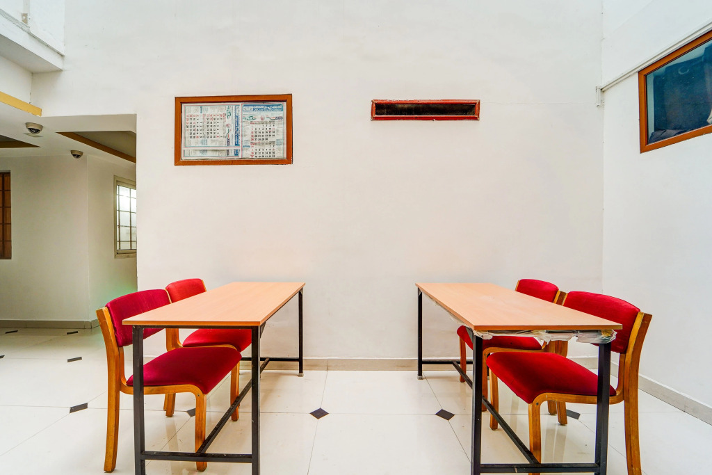 Hotel O Kottayam Near Caritas Hospital