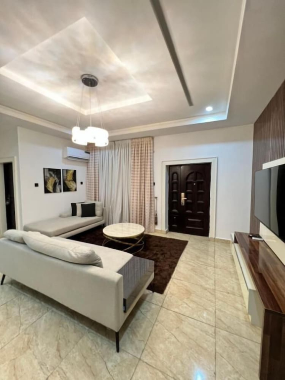 Pinkish By Riava Bed & Breakfast Abuja