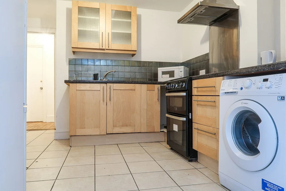 Sidney Street B - Deluxe Single Room 4
