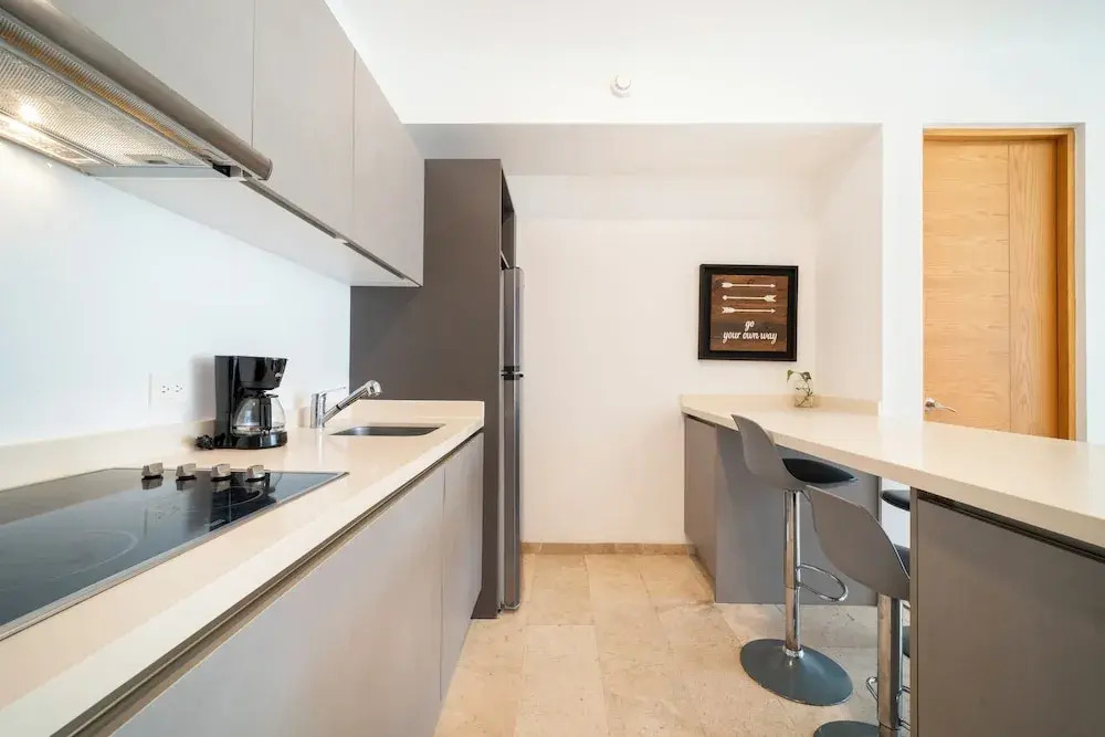 2 BR Condo Rooftop Ocean View - Sasha I