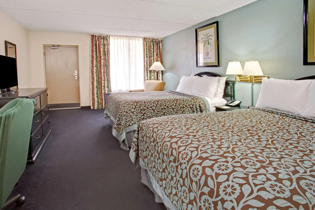 Days Inn by Wyndham Orlando Airport Florida Mall