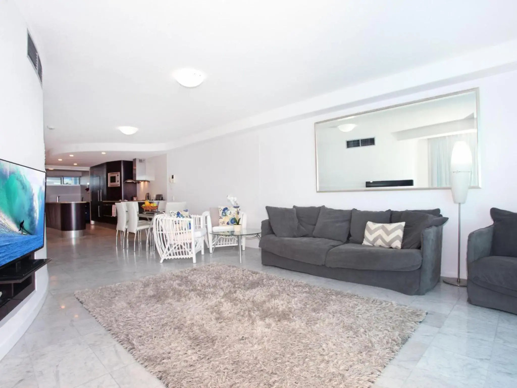 Sirocco 202 by G1 Holidays - Two Bedroom Beachfront Apartment in Sirocco Resort