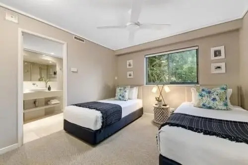 Apartment 5 Hastings Park