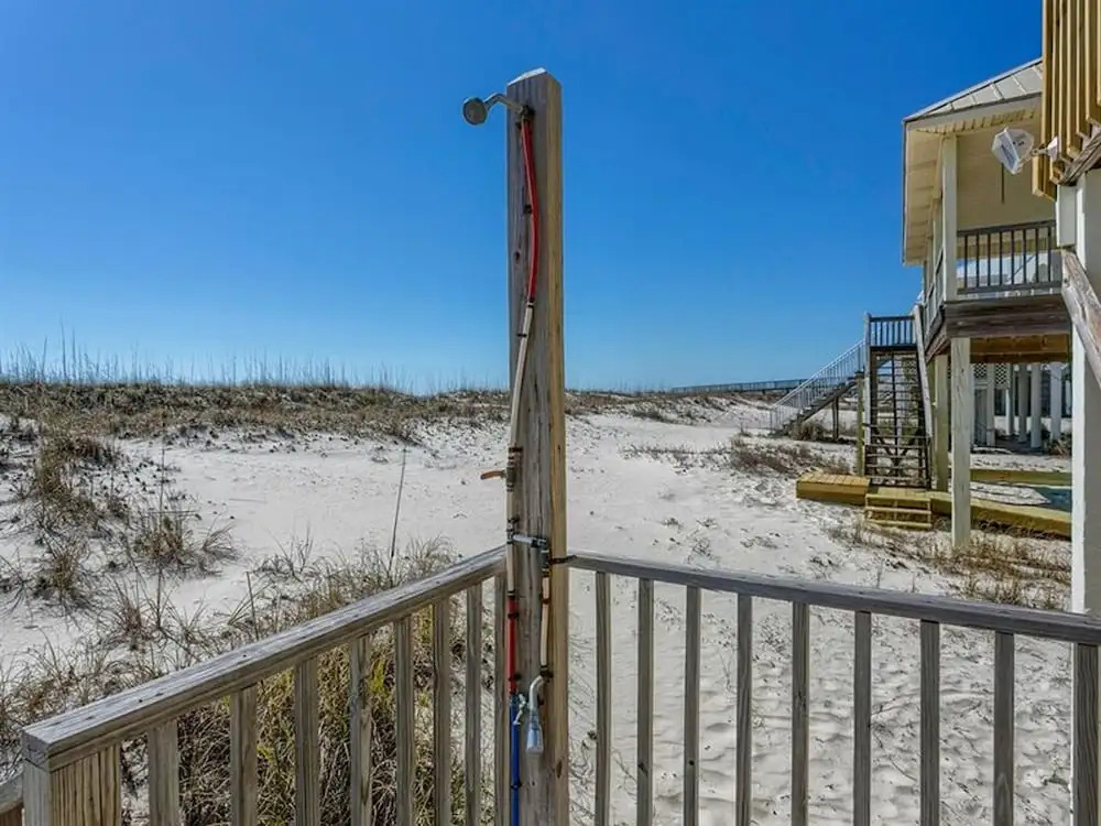 Three Shipps by Meyer Vacation Rentals