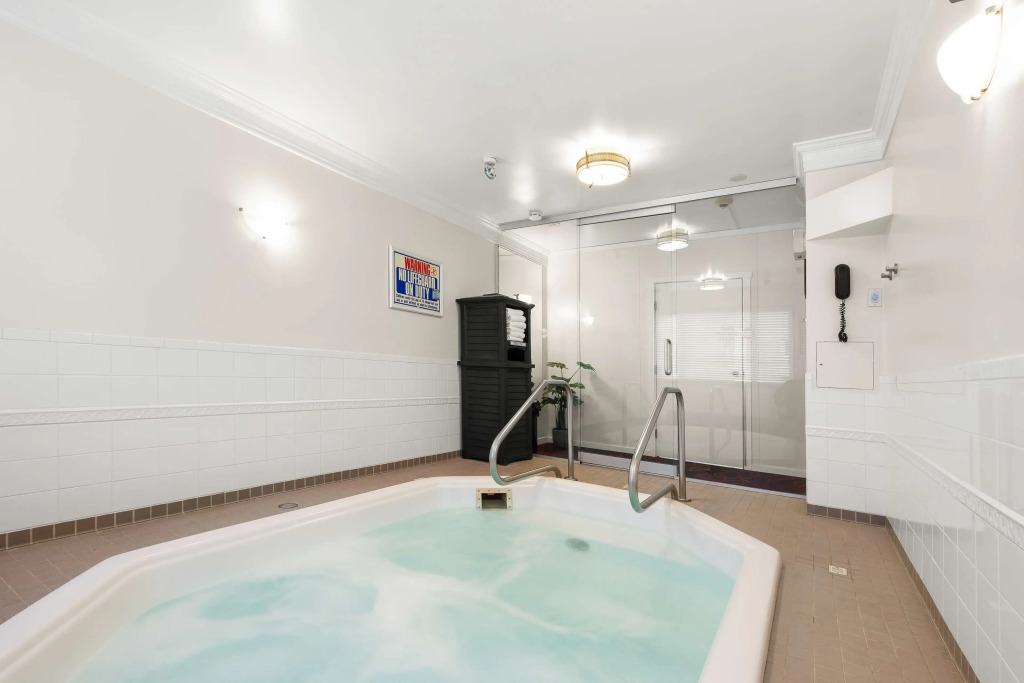 Best Western Plus Columbia River Hotel