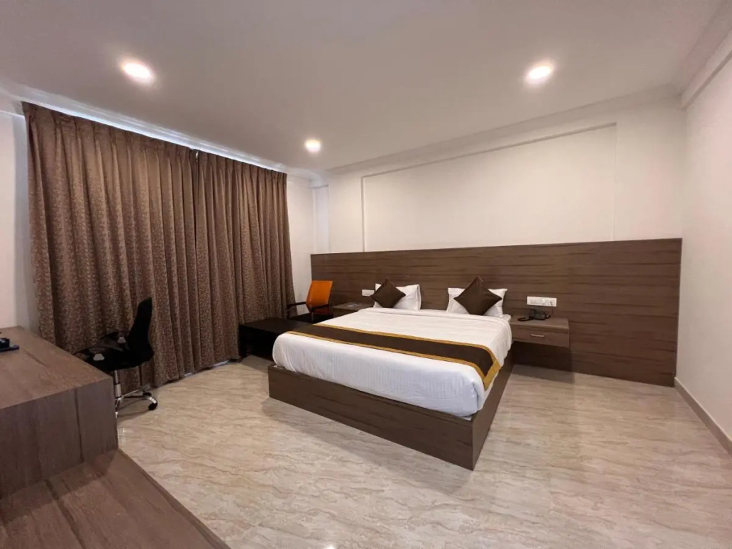 ECKO Sterling Inn Near Bangalore International Airport