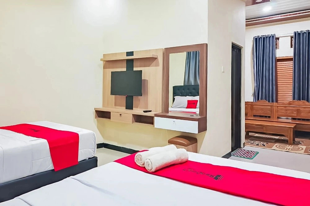 RedDoorz at Guciwan Hotel near Objek Wisata Guci
