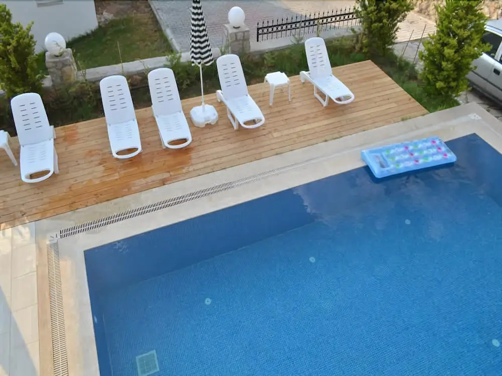 New Age Villa Toker