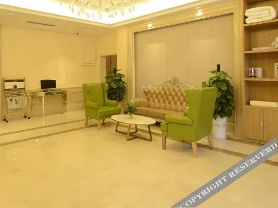 Fanman Meizhi Hotel (Deyang High-speed Railway Station Wanda Plaza)