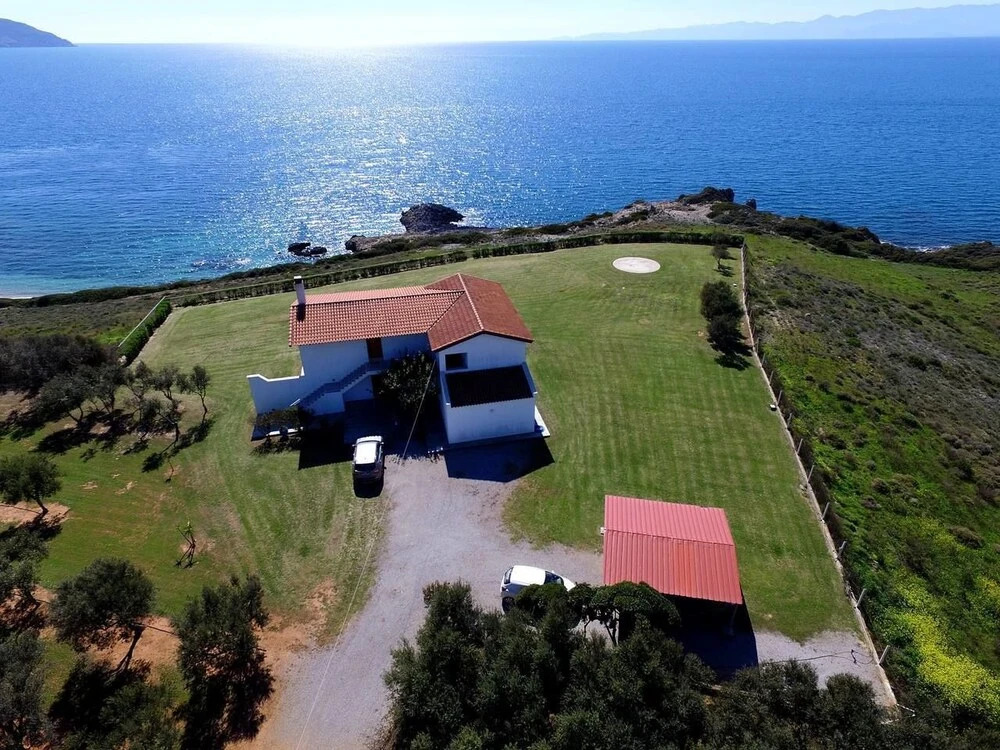 1st Floor apt. · Villa by the Sea