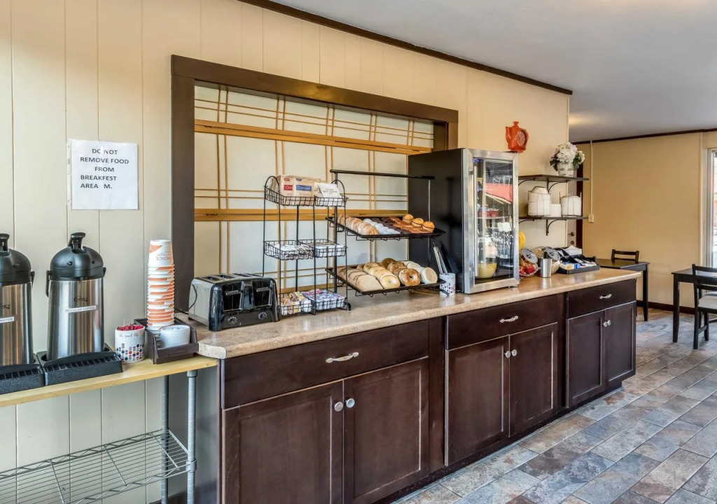 Rodeway Inn
