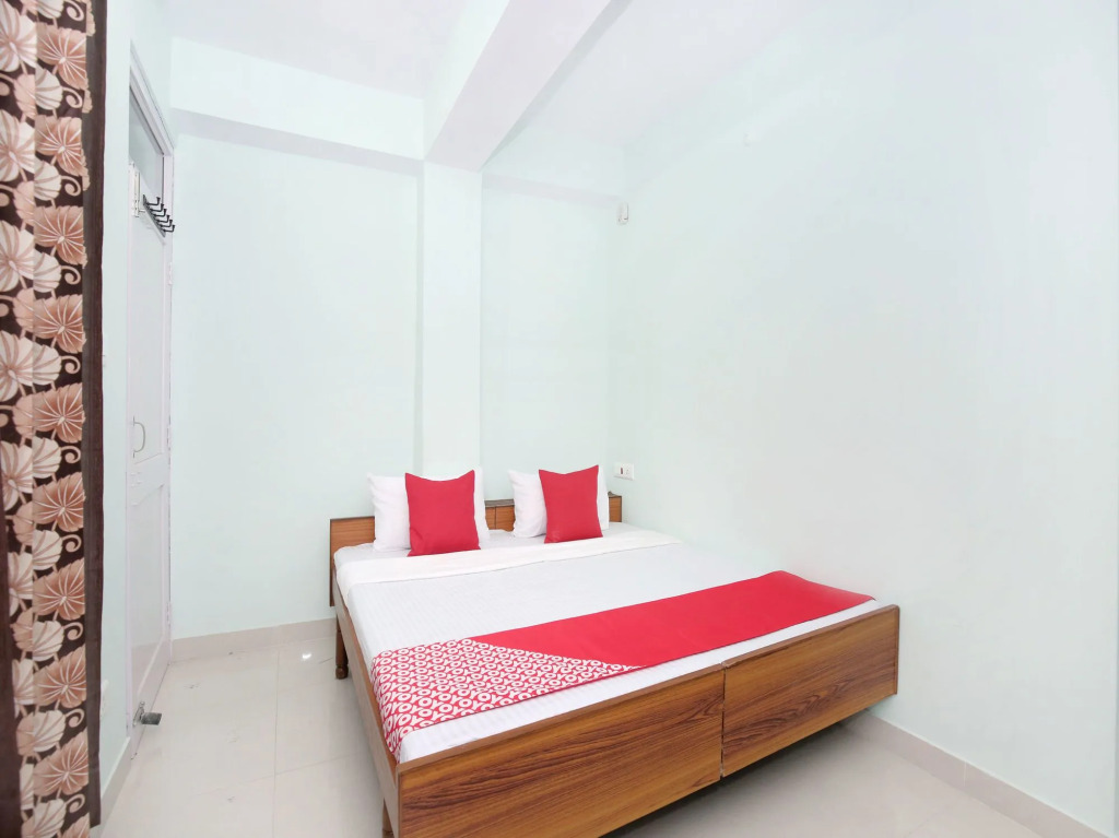 OYO 12733 Home Hill View Lower Bharari