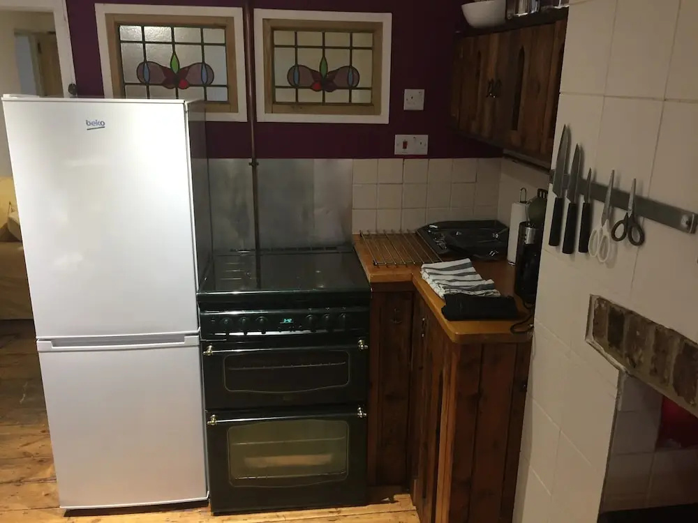 2 Bedroom Central Brighton Apartment