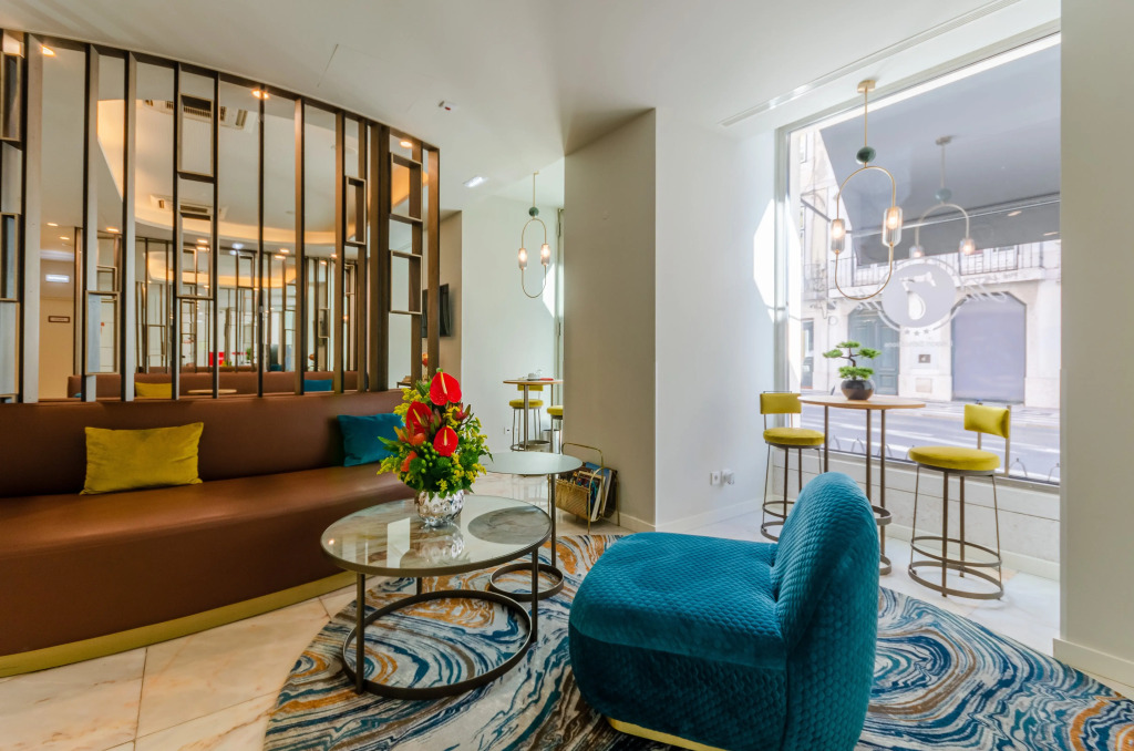 The 7 Hotel, Suites, Studios & Apartments