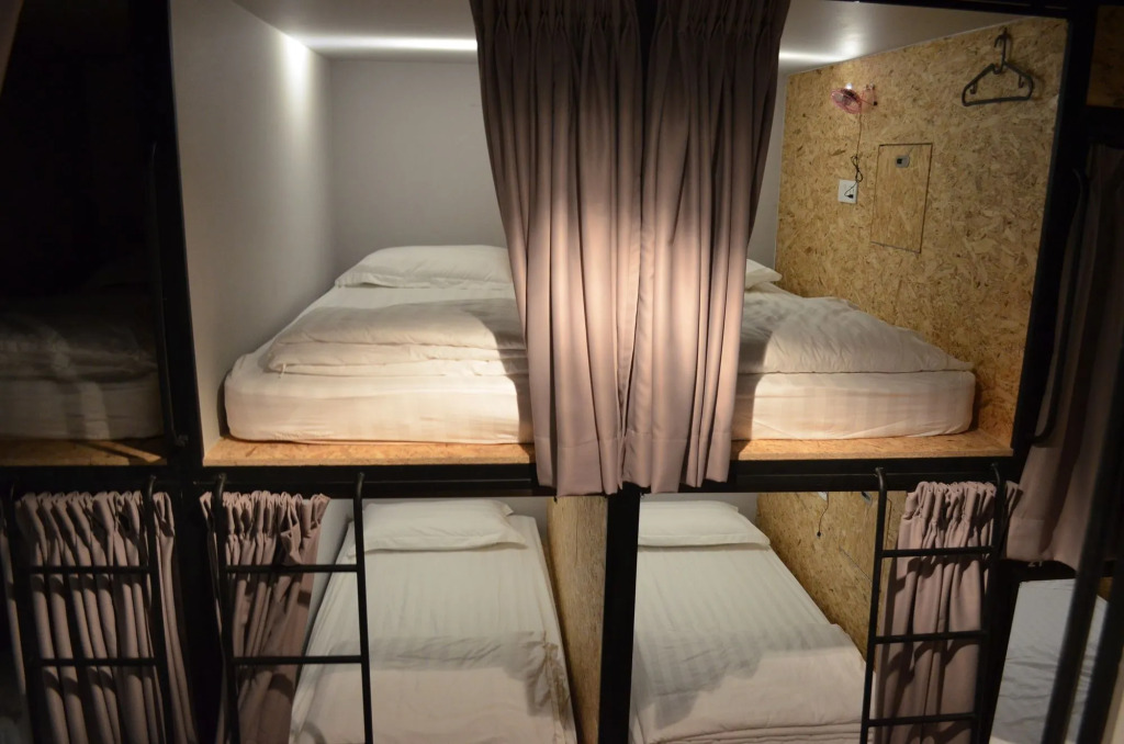 Sleepbox Hotel
