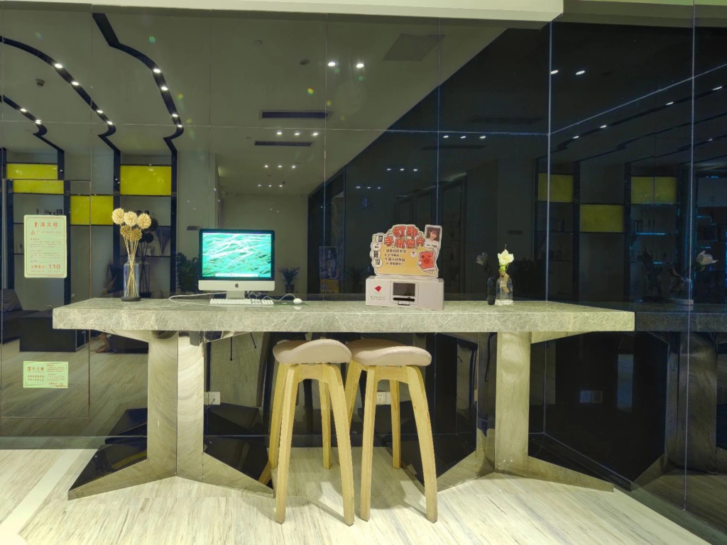 Lavande Hotel Shenzhen Baoan Haiya Binfen City Branch