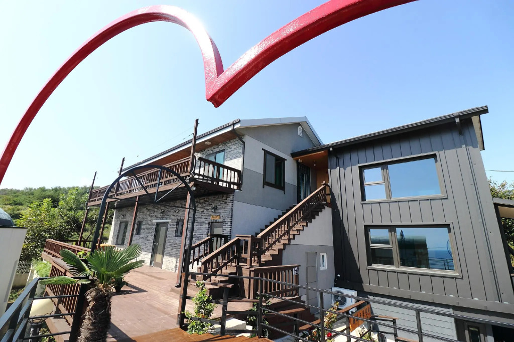 Gyeongju Happy Dream Ocean View Pension