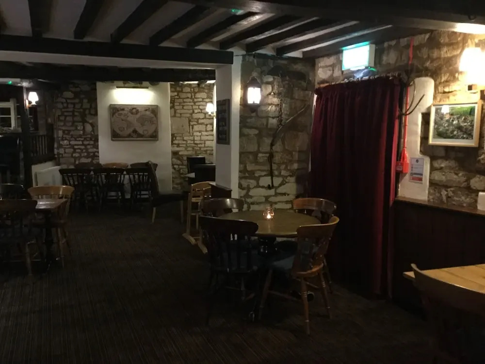 The Harrow Inn