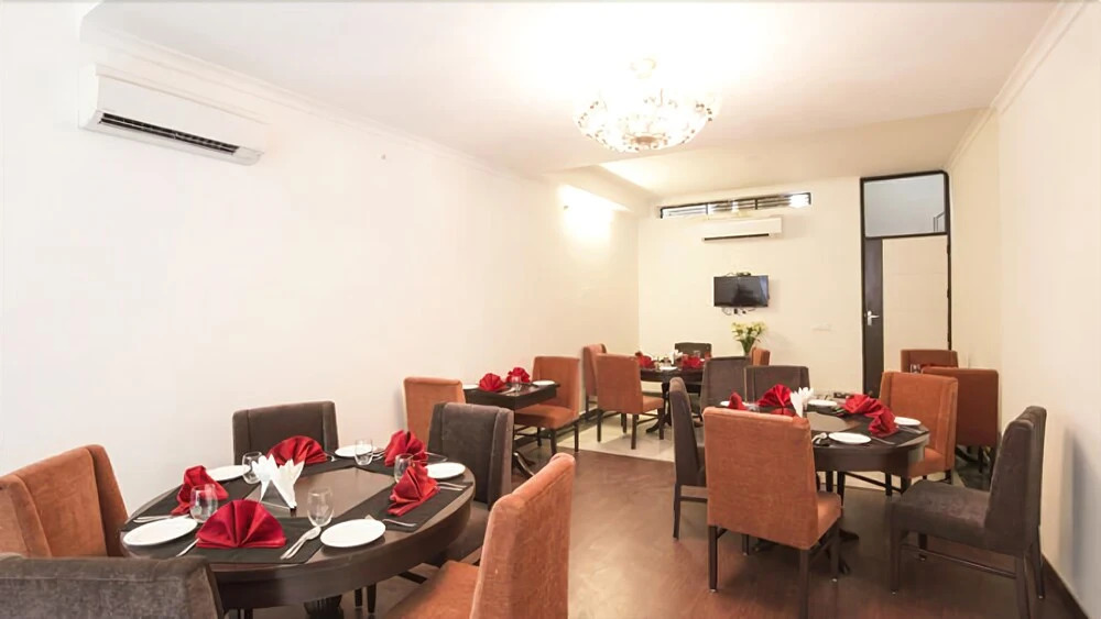 Hotel La Suite Gurugram