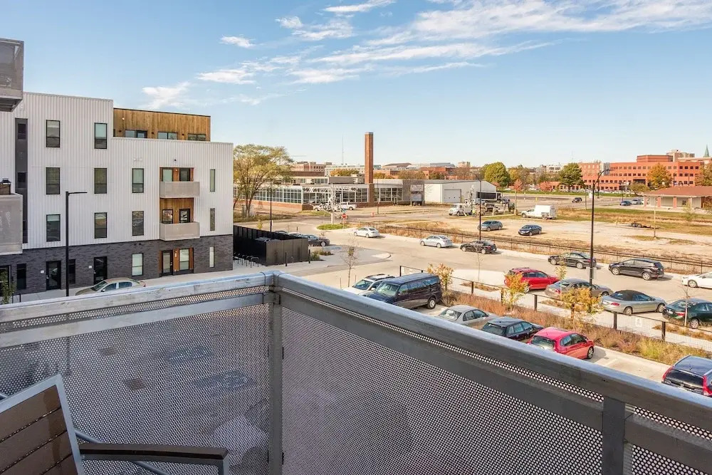 FRONTDESK Rowat Lofts East Village Des Moines