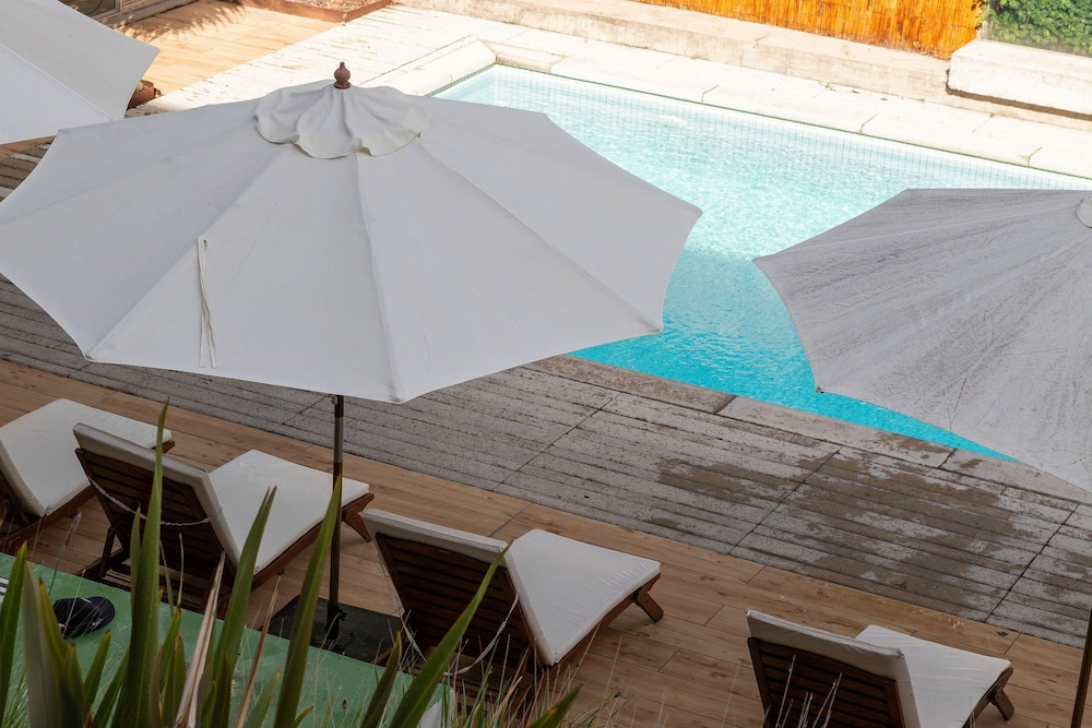 Oceana Suites Mansa Inn