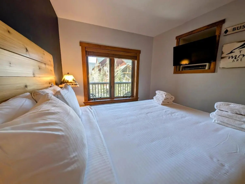2214 Red Hawk Lodge By Redawning