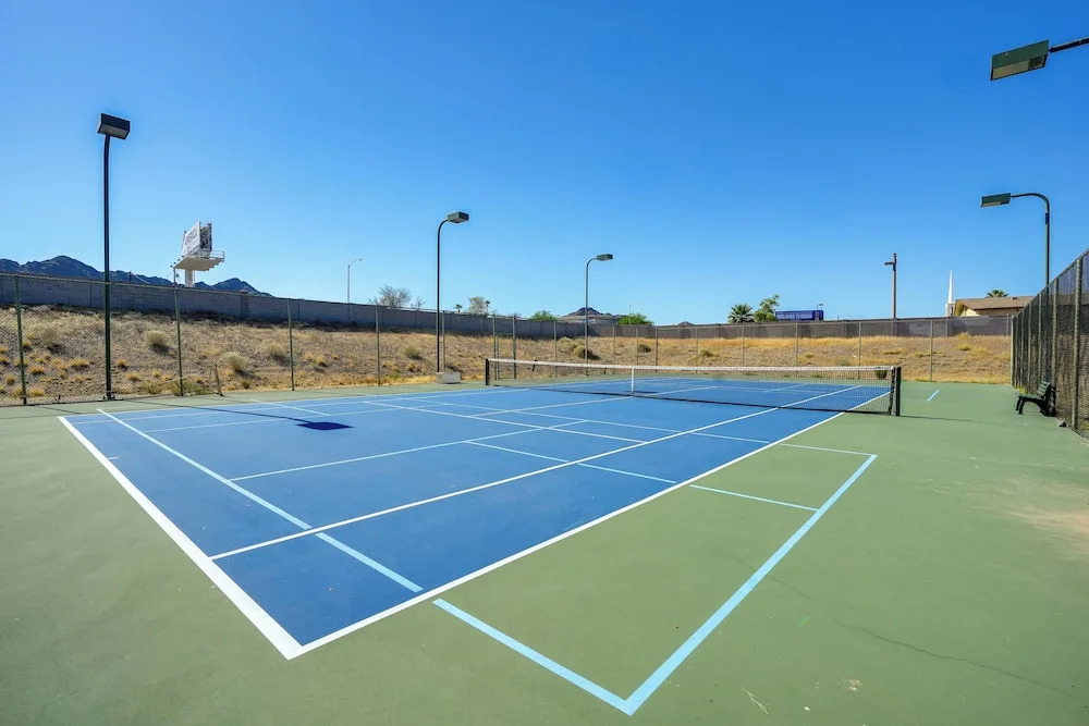 Hike & Golf! Townhouse w/ Resort Perks in PHX