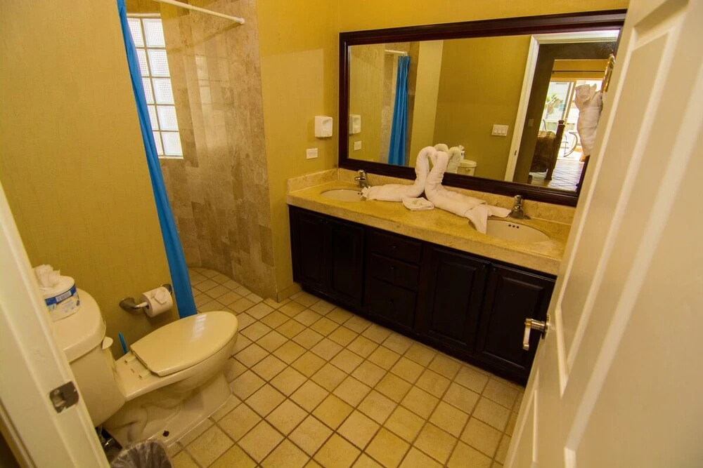Bonita 305 - 3 Br Condo