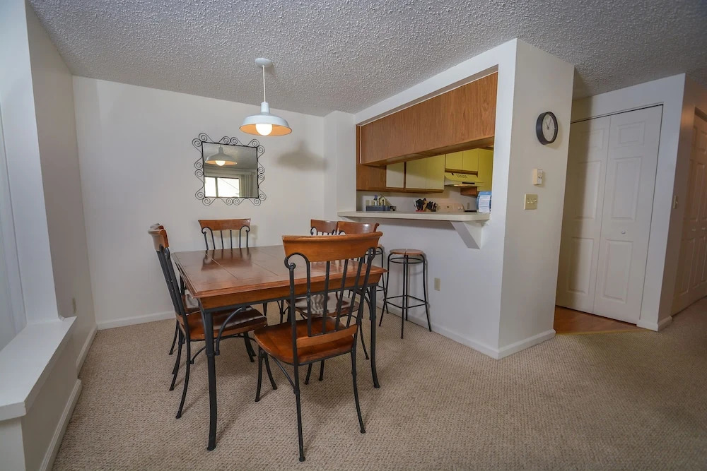 Ski Harbor 2 Bedroom Townhome #45