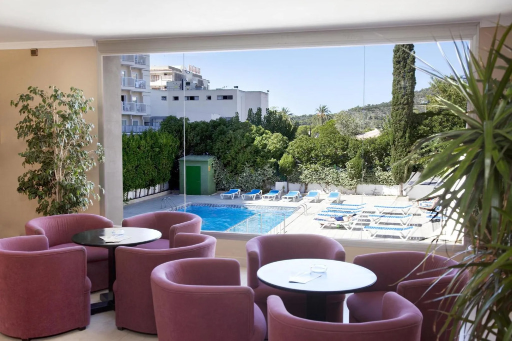 Apartamentos Sol y Vera